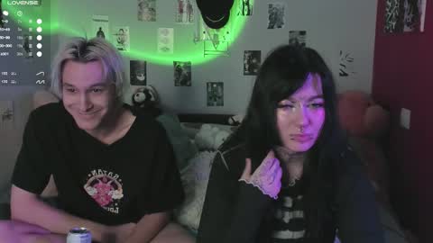 Snapshot of g4tito chatting on 4, 11, 2025 g4tito online show from 4, 11, 2025