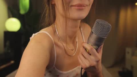 Snapshot of g_ia chatting on 25, 2, 2025 G online show from 25, 2, 2025