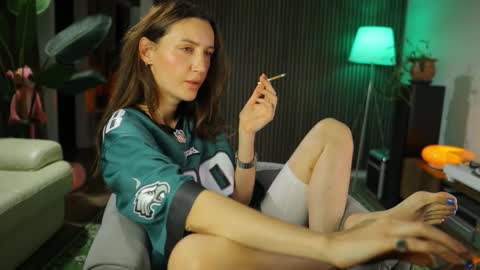 Snapshot of g_ia chatting on 9, 9, 2025 G online show from 9, 9, 2025