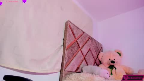 GABRIELA  online show from 7, 3, 2025