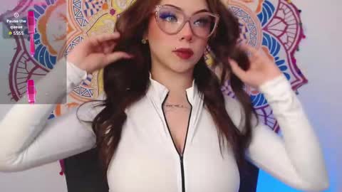    online show from 22, 9, 2025