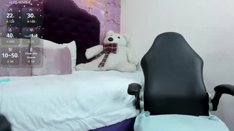 Snapshot of gabby_foox chatting on 11, 6, 2026 Gaby Fox online show from 11, 6, 2026