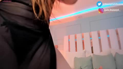 Gabi  online show from 25, 5, 2026
