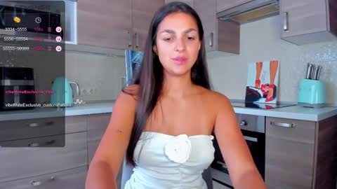 Snapshot of gabri_baby chatting on 9, 5, 2026 The next stream in car 1 december 10pm time in France online show from 9, 5, 2026