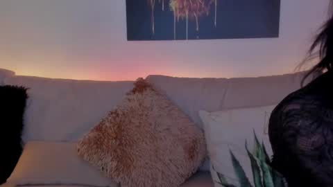 Gabriela Montes online show from 6, 3, 2025