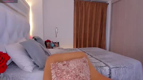 Gabriela Montes online show from 6, 3, 2026