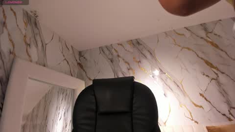 Gabriella Lee online show from 21, 10, 2025