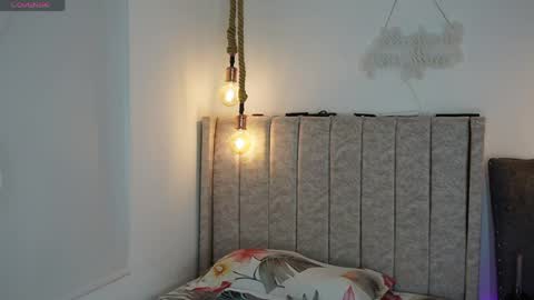 Gaby evansz online show from 26, 4, 2026