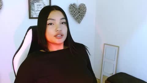 Snapshot of gaby_saikozz chatting on 19, 9, 2025 My name is Gabriela.. nice to meet you thumbs up please its very important to me online show from 19, 9, 2025