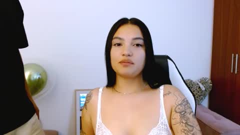 Snapshot of gaby_saikozz chatting on 20, 10, 2025 My name is Gabriela.. nice to meet you thumbs up please its very important to me online show from 20, 10, 2025