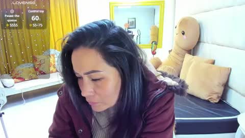 Snapshot of gaby_trent chatting on 4, 3, 2025 gabriela online show from 4, 3, 2025