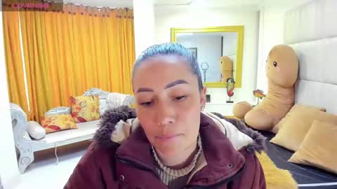 Snapshot of gaby_trent chatting on 12, 3, 2025 gabriela online show from 12, 3, 2025