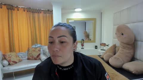 Snapshot of gaby_trent chatting on 11, 9, 2025 gabriela online show from 11, 9, 2025