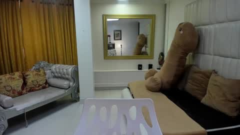 Snapshot of gaby_trent chatting on 11, 10, 2025 gabriela online show from 11, 10, 2025