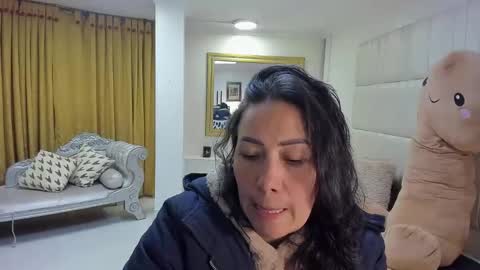 Snapshot of gaby_trent chatting on 3, 12, 2025 gabriela online show from 3, 12, 2025