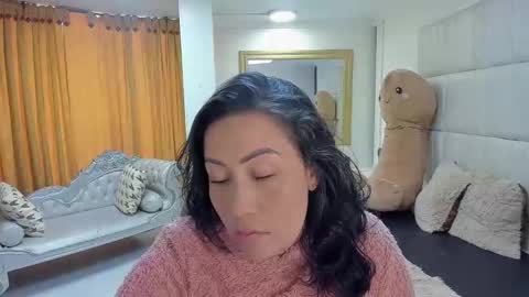 Snapshot of gaby_trent chatting on 3, 2, 2026 gabriela online show from 3, 2, 2026