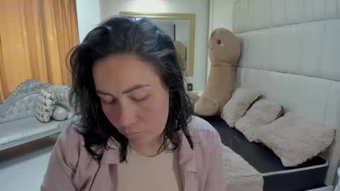 Snapshot of gaby_trent chatting on 7, 2, 2026 gabriela online show from 7, 2, 2026