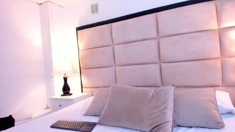 gabymoreau online show from 3, 3, 2026