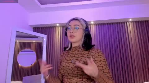 Snapshot of gabyrose9 chatting on 25, 5, 2026 gabyrose9 online show from 25, 5, 2026