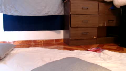 gabysot online show from 12, 1, 2025