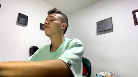 Snapshot of gadiel_sex chatting on 8, 4, 2026 gadiel_sex online show from 8, 4, 2026