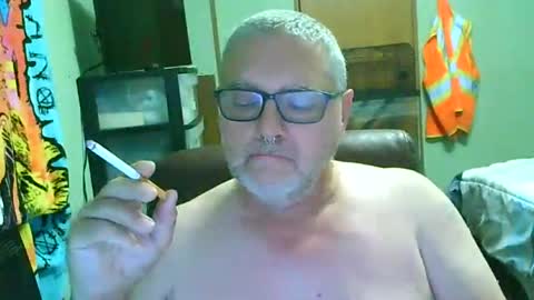 gadude45 online show from 17, 7, 2026