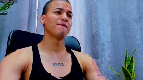 Snapshot of gael_reid chatting on 5, 8, 2026 gael online show from 5, 8, 2026