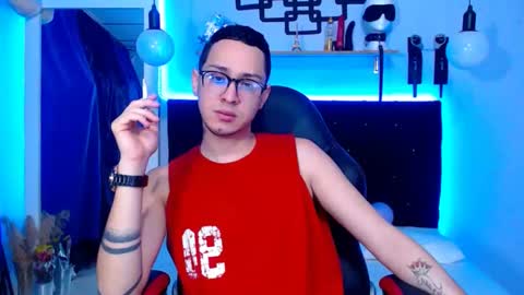 Snapshot of gaellittle chatting on 16, 2, 2025 gaellittle online show from 16, 2, 2025