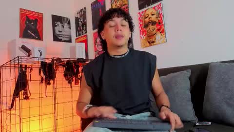 Gael Conner online show from 5, 12, 2025