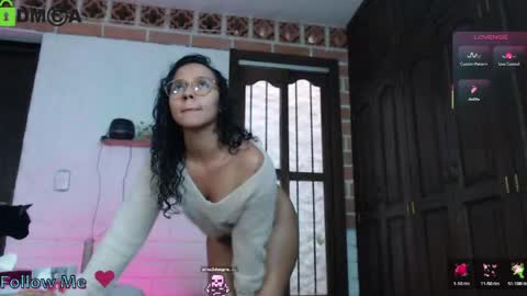 Snapshot of gaia_333 chatting on 9, 6, 2026 Lenna 3 online show from 9, 6, 2026