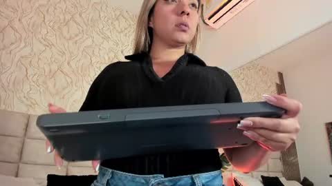 gaia_stonne online show from 28, 7, 2026