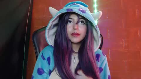 Kate 3 online show from 8, 2, 2025