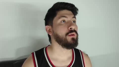 Snapshot of galit_g chatting on 25, 11, 2025 Gari online show from 25, 11, 2025