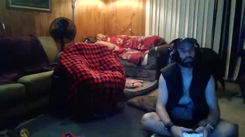 Snapshot of gamerfiend420 chatting on 3, 11, 2025 gamerfiend420 online show from 3, 11, 2025