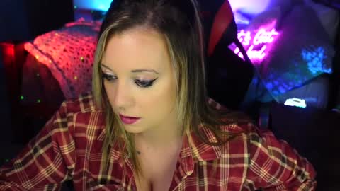 Jenna  - be back MONDAY night.  online show from 9, 1, 2025