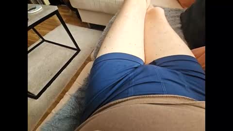 Snapshot of garbis11 chatting on 10, 9, 2025 garbis11 online show from 10, 9, 2025