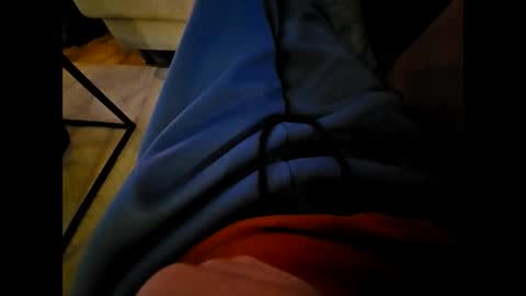 Snapshot of garbis11 chatting on 19, 12, 2025 garbis11 online show from 19, 12, 2025