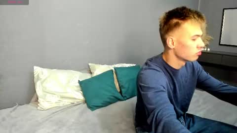 Max and Eva online show from 24, 6, 2026