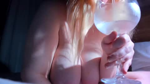 Rose online show from 25, 7, 2026
