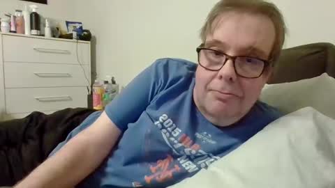 Snapshot of garyg930 chatting on 8, 1, 2025 Gary online show from 8, 1, 2025