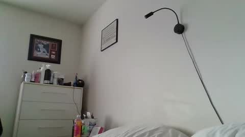 Snapshot of garyg930 chatting on 11, 1, 2025 Gary online show from 11, 1, 2025