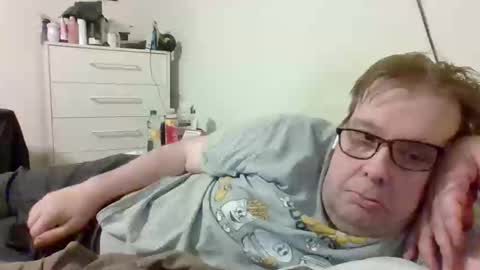 Snapshot of garyg930 chatting on 25, 2, 2025 Gary online show from 25, 2, 2025