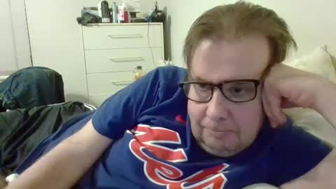 Snapshot of garyg930 chatting on 19, 9, 2025 Gary online show from 19, 9, 2025