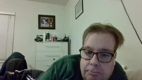 Snapshot of garyg930 chatting on 22, 9, 2025 Gary online show from 22, 9, 2025