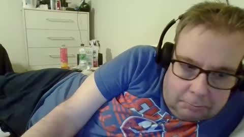 Snapshot of garyg930 chatting on 3, 11, 2025 Gary online show from 3, 11, 2025