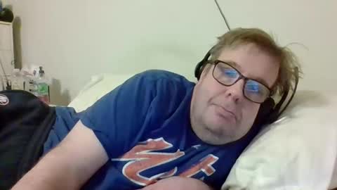 Snapshot of garyg930 chatting on 7, 1, 2026 Gary online show from 7, 1, 2026