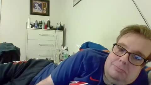 Snapshot of garyg930 chatting on 8, 1, 2026 Gary online show from 8, 1, 2026