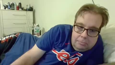 Snapshot of garyg930 chatting on 9, 1, 2026 Gary online show from 9, 1, 2026