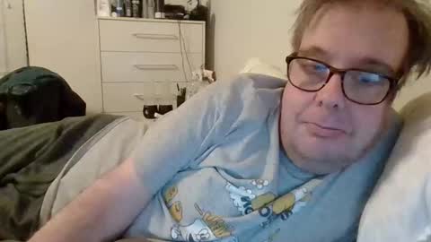 Snapshot of garyg930 chatting on 6, 2, 2026 Gary online show from 6, 2, 2026