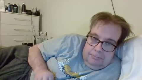 Snapshot of garyg930 chatting on 7, 2, 2026 Gary online show from 7, 2, 2026